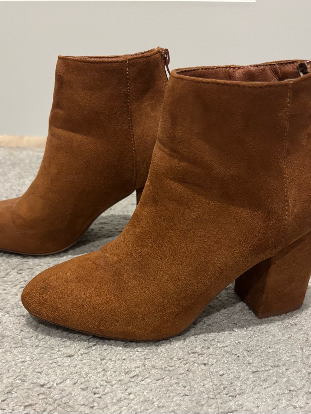 TOP Moda Chestnut Brown Suede Block Heel Ankle Boots